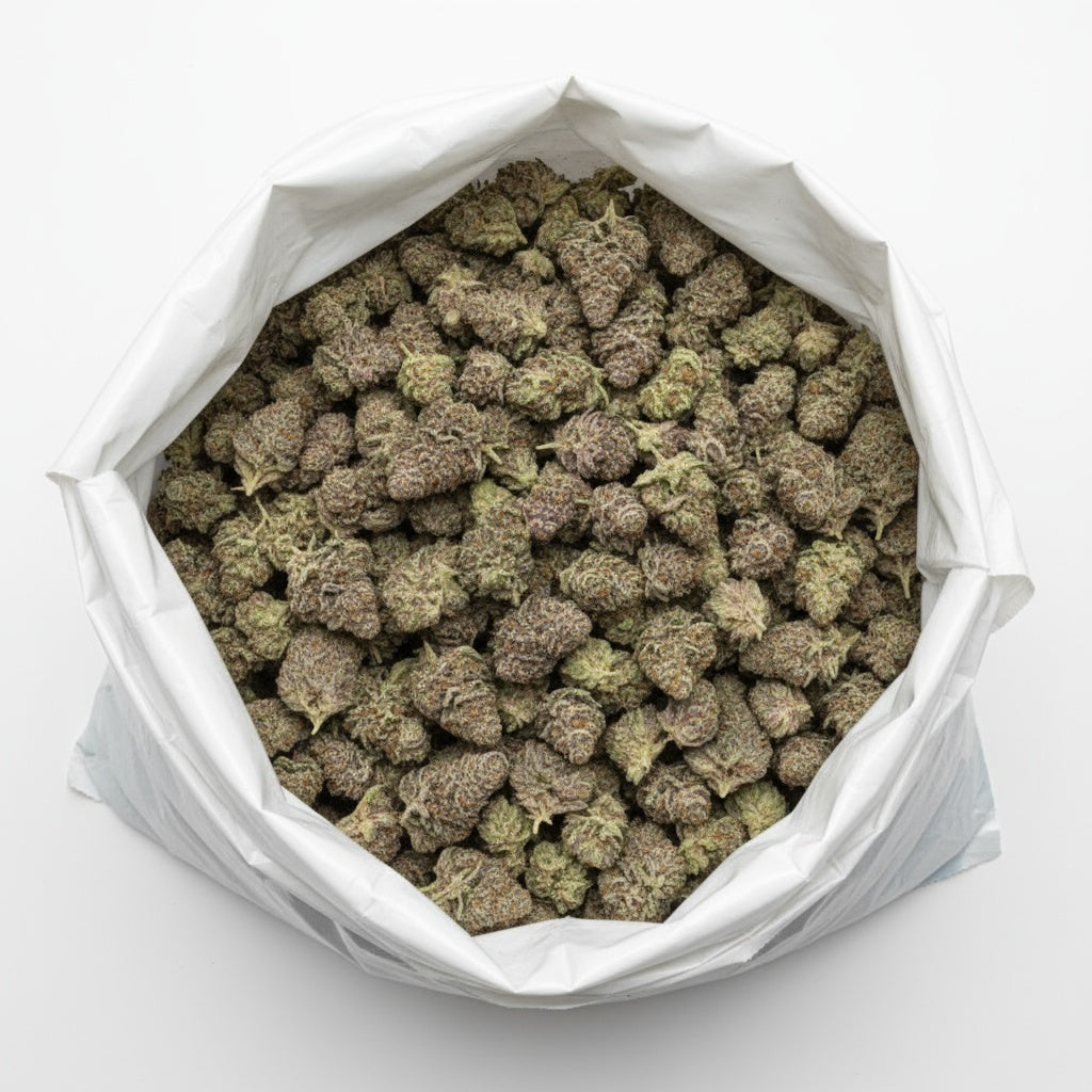 Thick, frosty buds with dark purple tones and white crystal coverage give this strain a “blizzard” effect.